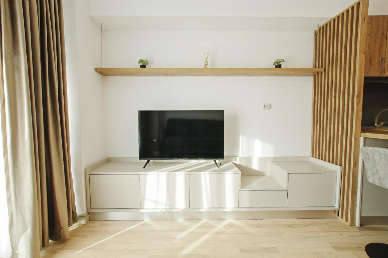 Himson-Beige Apartment Iasi Exterior foto