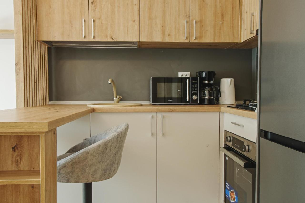 Himson-Beige Apartment Iasi Exterior foto